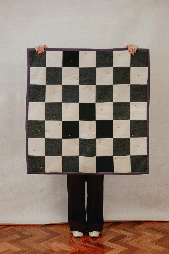 ElianaTomazTextileArtCheckered01.jpg