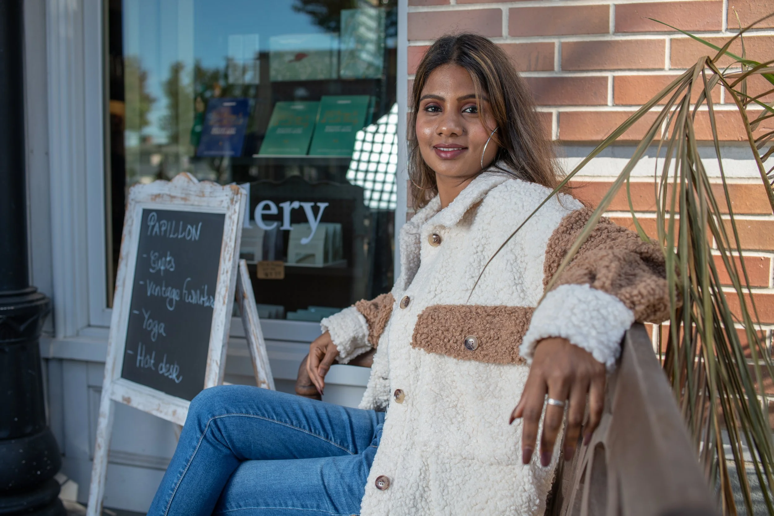 Divya in Papillon and Company Modeling Clothes 10-6-22-34.jpeg