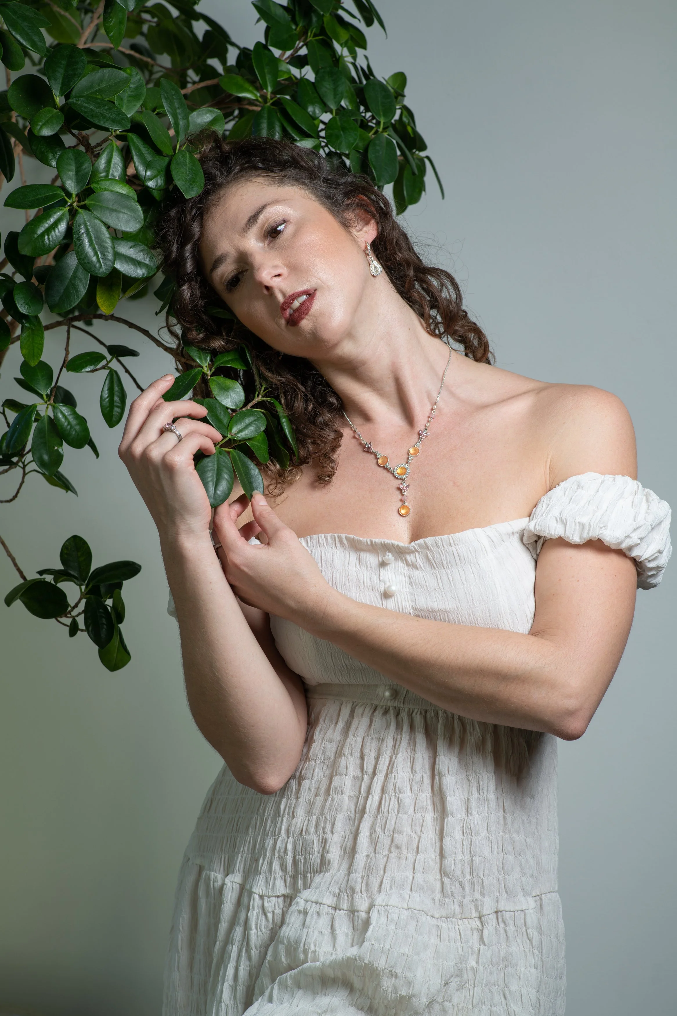 her_stillness_dances at Matka Lustro 10-27-22-70.jpeg