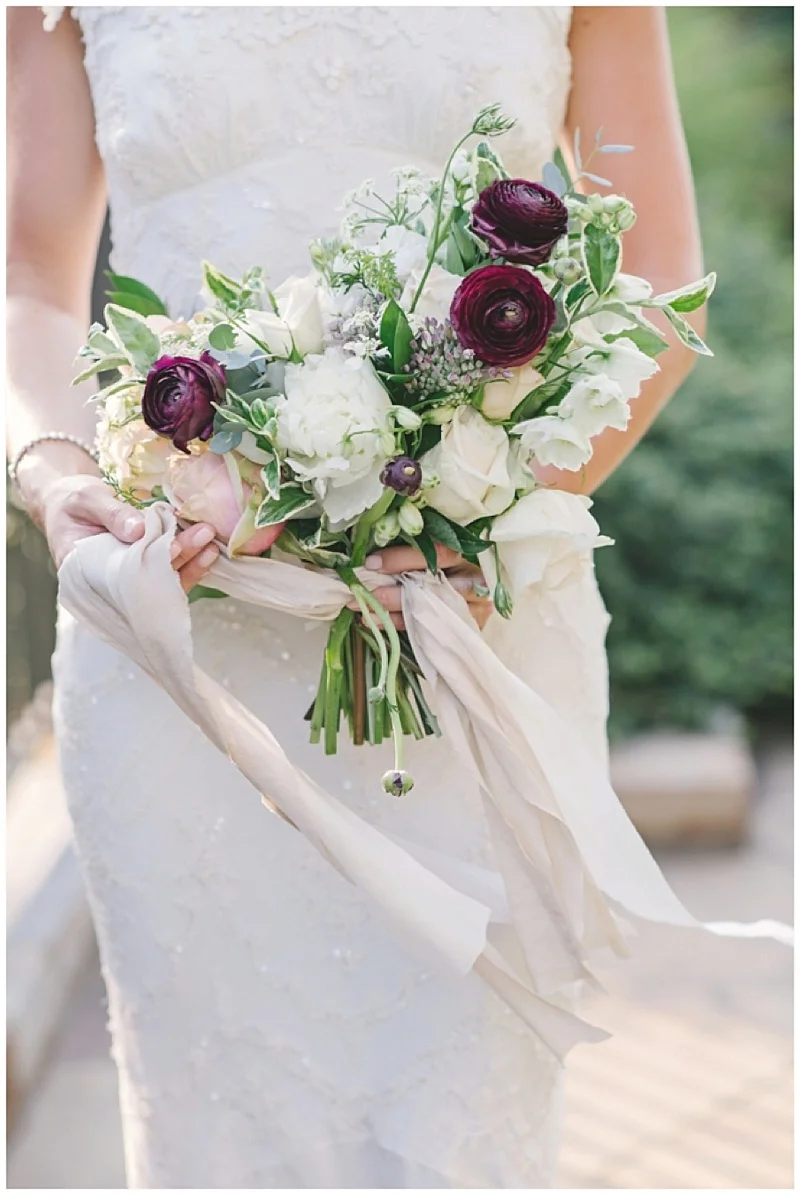 jessica-zimmerman-events-floral-event-design-conway-central-arkansas-mentoring-florist-flowers-weddings-planner-coordinator-jzfloral-wedding-organic-portrait-bouquet-clare-selig-whitney-bower