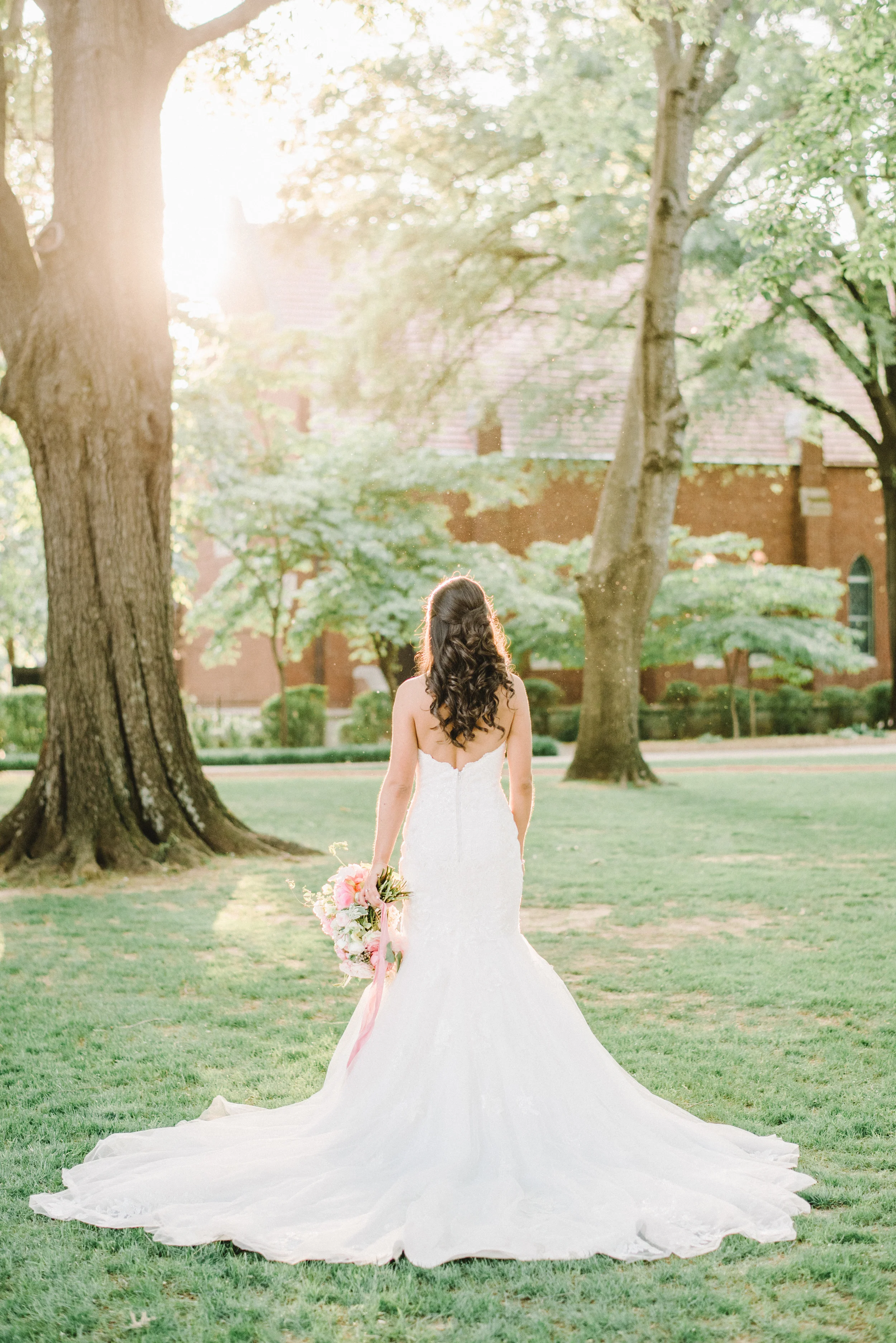 jessica-zimmerman-events-floral-design-coordination-planning-planner-little-rock-conway-arkansas-southern-florist-wedding-home-work-family-balance-business-mentor-mom-southern-bridal-portraits-pink-bouquet