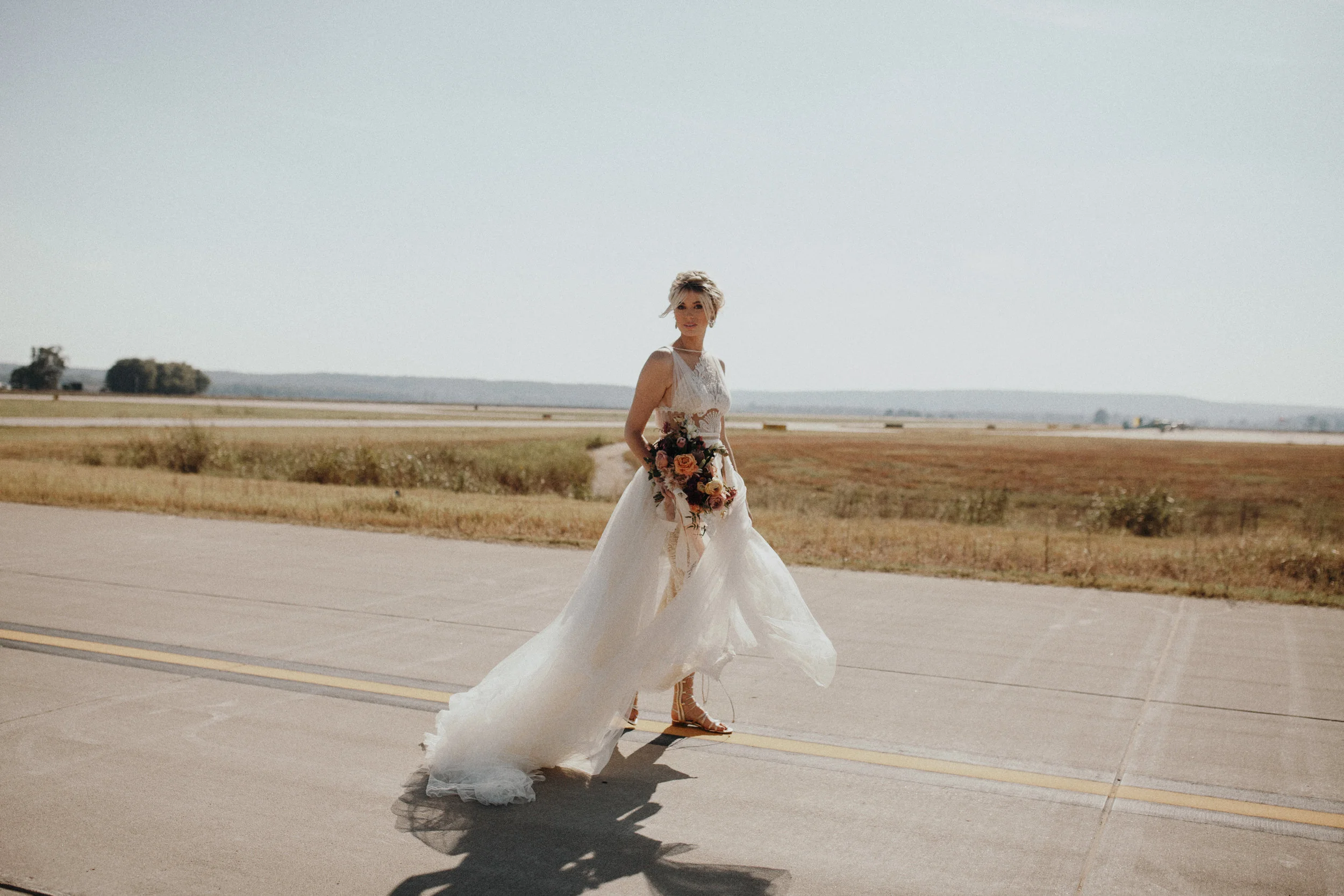 jessica-zimmerman-events-floral-design-coordination-planning-planner-little-rock-conway-arkansas-southern-florist-wedding-home-work-family-balance-business-mentor-outdoor-wedding-airplane-hangar