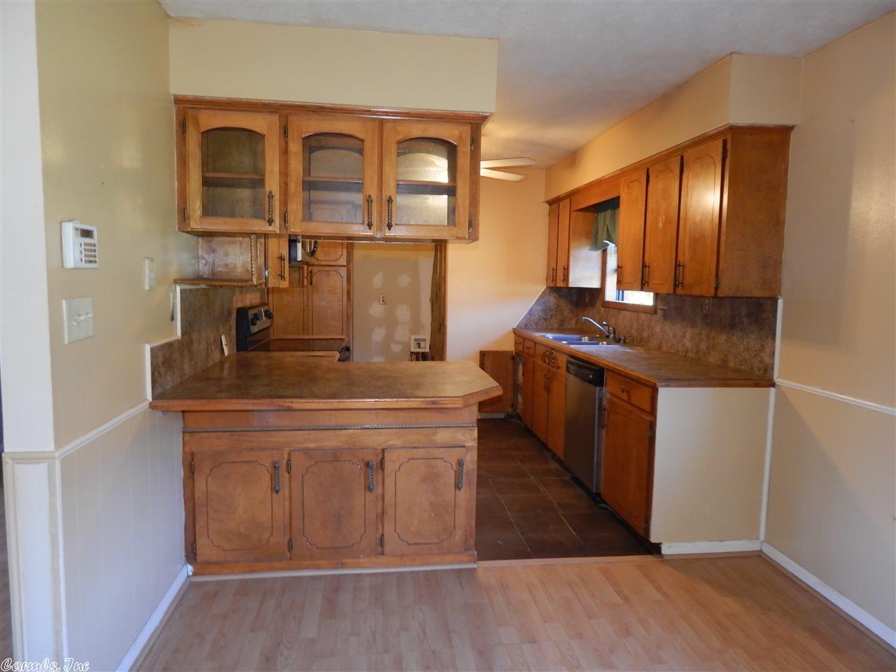 flipping_business_flip_house_before_picture_southern_arkansas_kitchen.jpeg