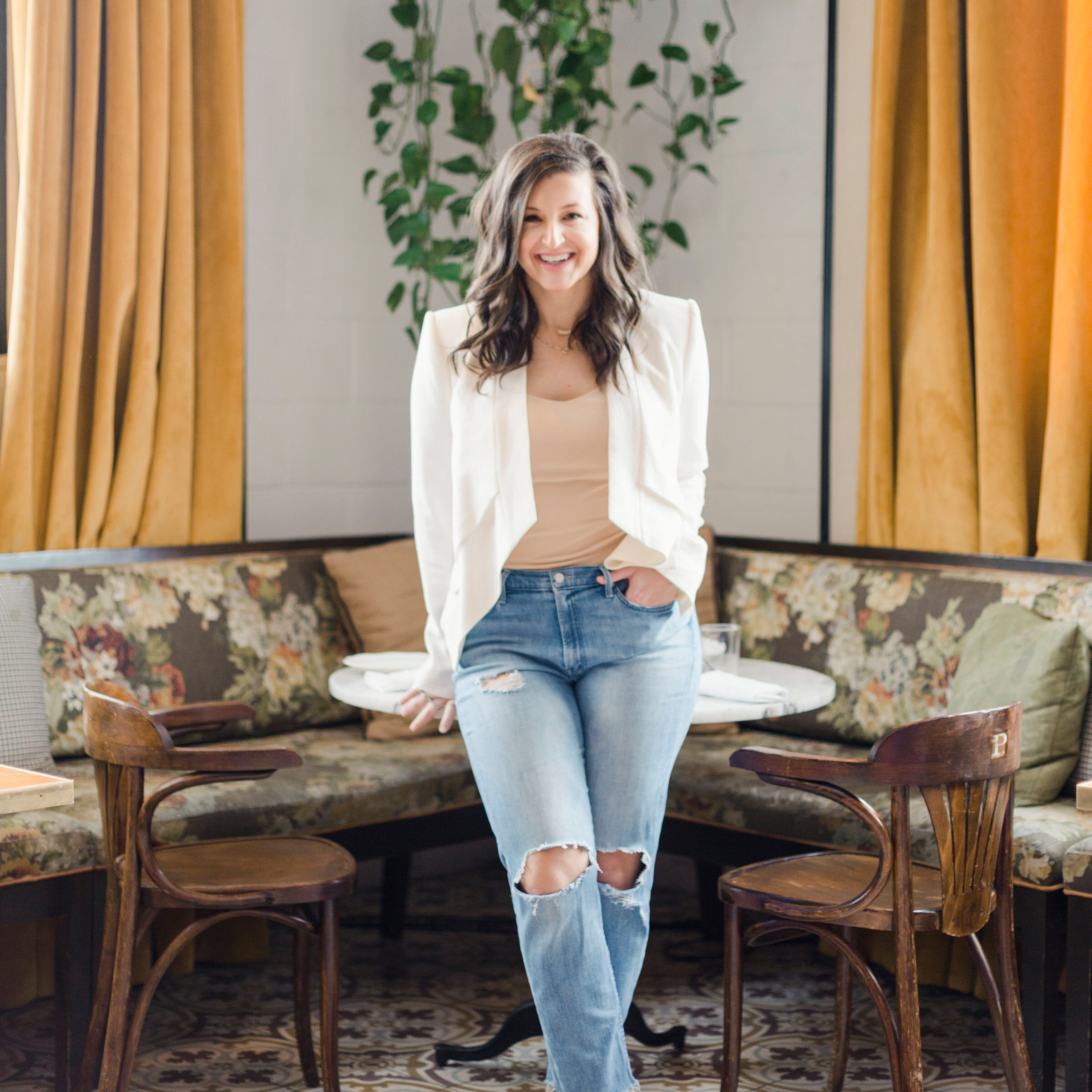 jessica_zimmerman_events_floral_education_wedding_planning_education_set_up_delivery.jpg