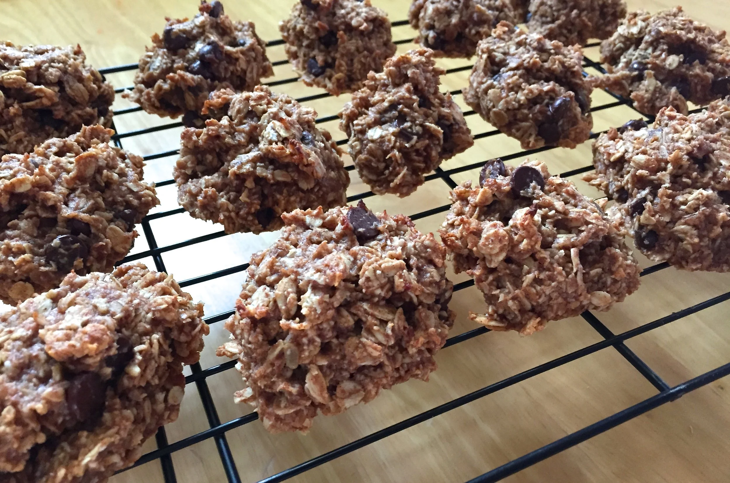 Super Simple, Healthy & Delicious Treats! (Baby, Toddler, Preschooler & Adult Approved!)