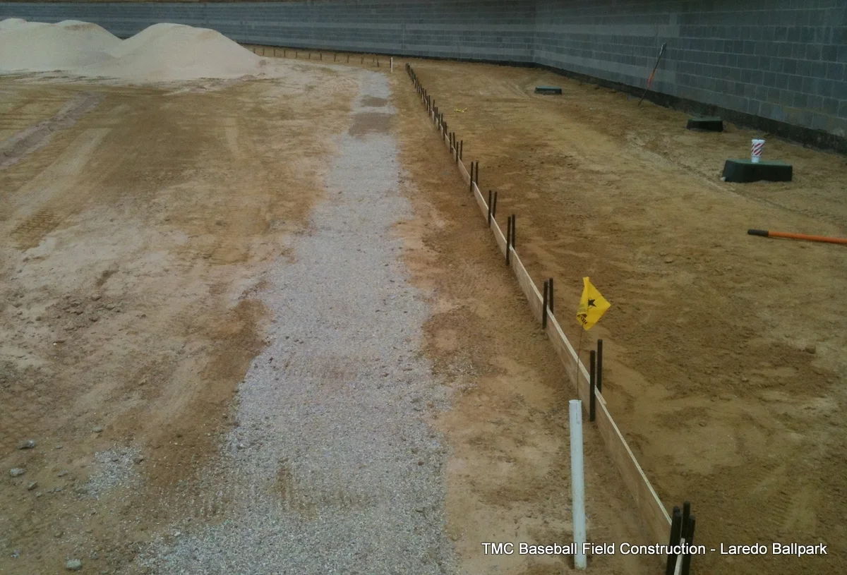 laredo ballpark warning track 3.jpg