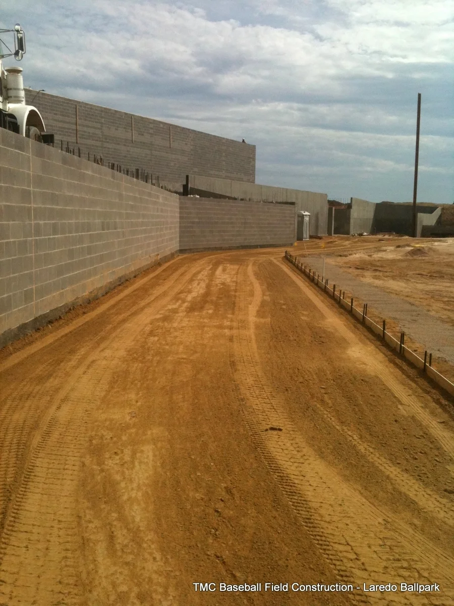 laredo ballpark warning track 2.jpg