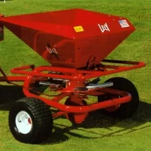 Spreading Granules Like the Turfgrass Pros