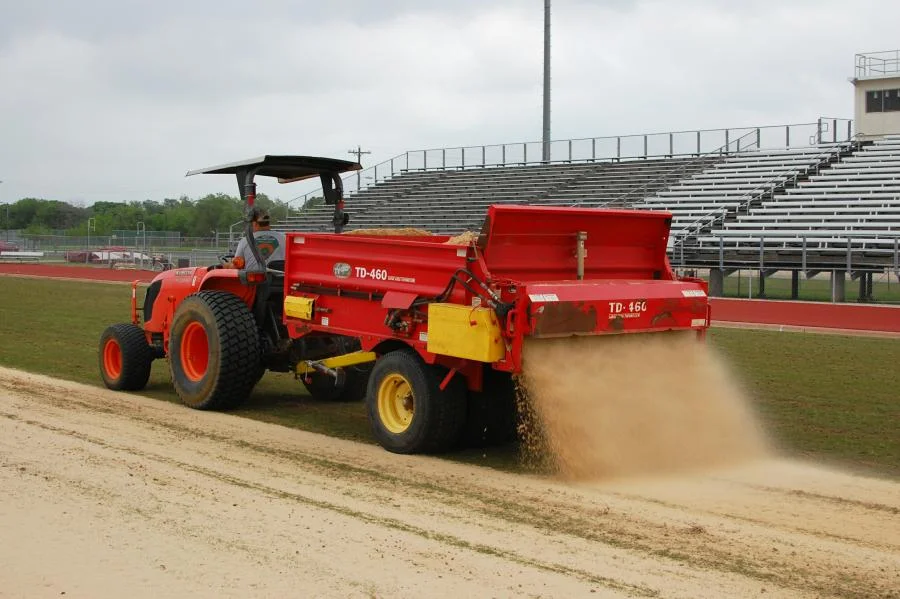 topdressing 2.jpg