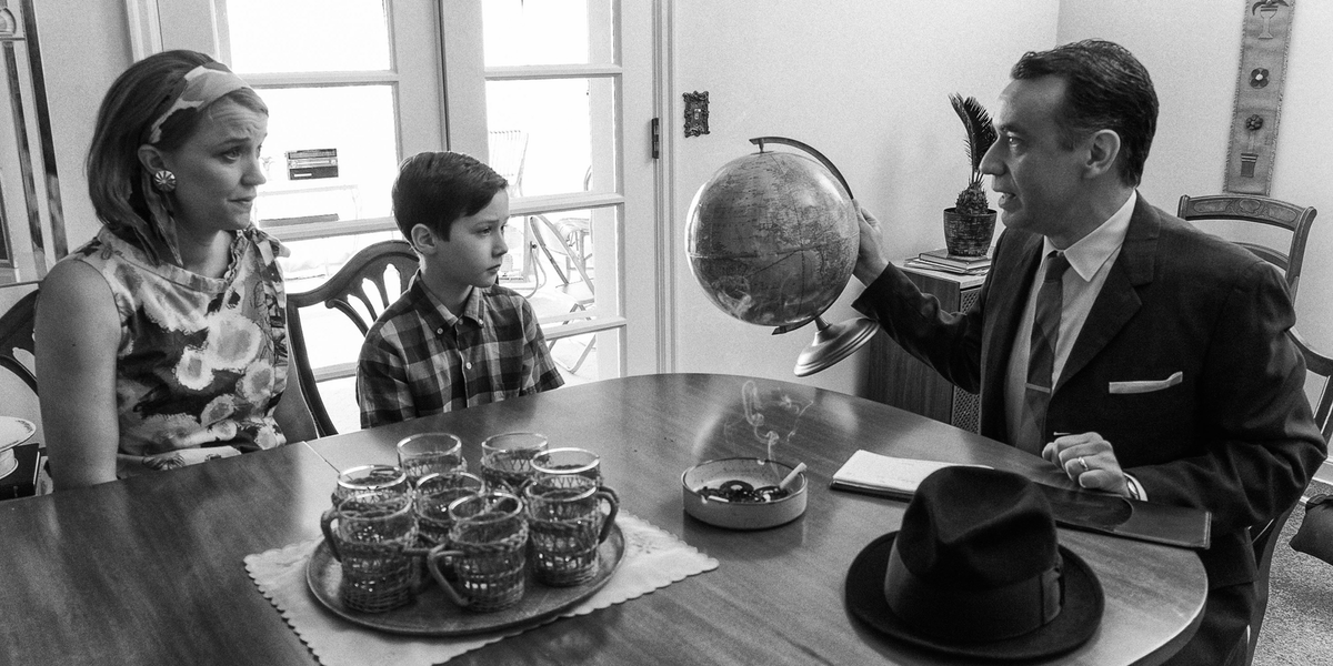 globesman-from-documentary-now.png