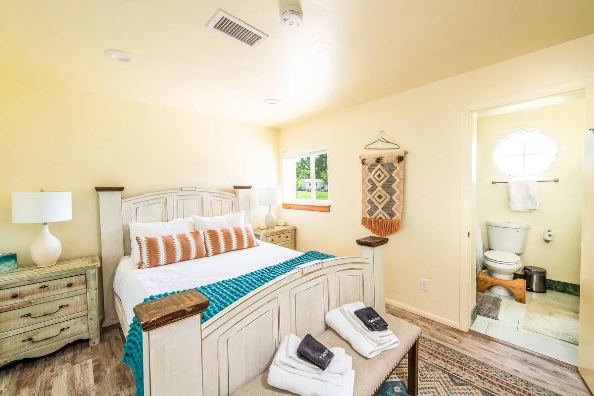Orchard-House-Bedroom-1-with-En-suite.jpeg