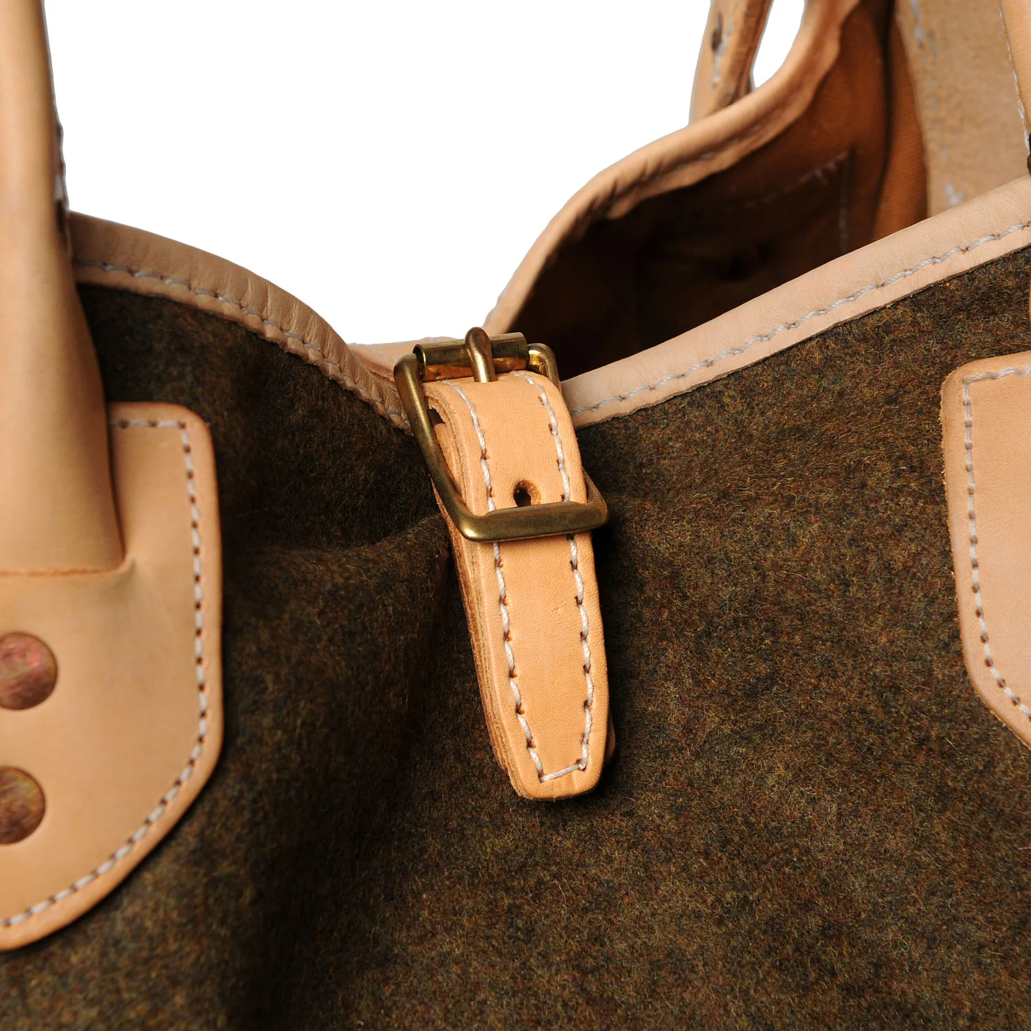 8156 WOOL PORTRAIT TOTE W STRAP_06.jpg