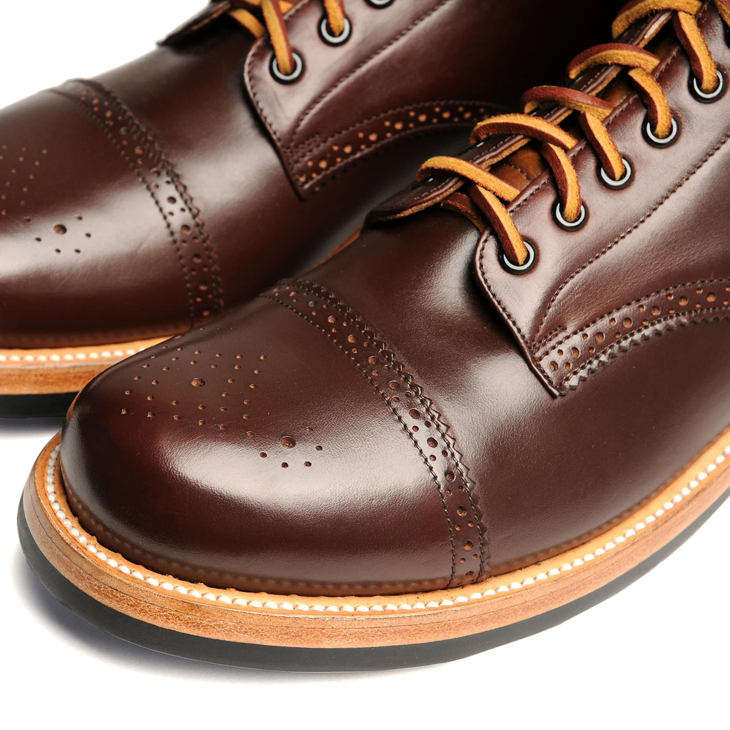 BBR92-JOHNNY,-CC-BROWN,-MEDALLION.jpg