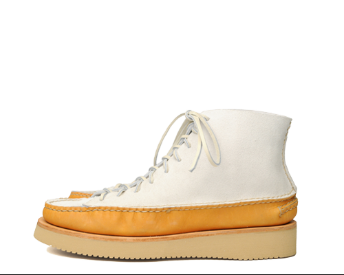 18422M-ALL-HANDSEWN-SNEAKER-MOC-HIGH-W-2021,-FOW-X-BB-TAN,-PROFILE.png
