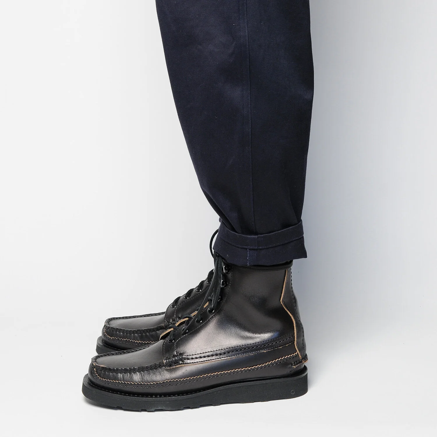 MAINE-GUIDE-DB-BOOTS,-G-BLACK,-WEAR-SIDE.jpg
