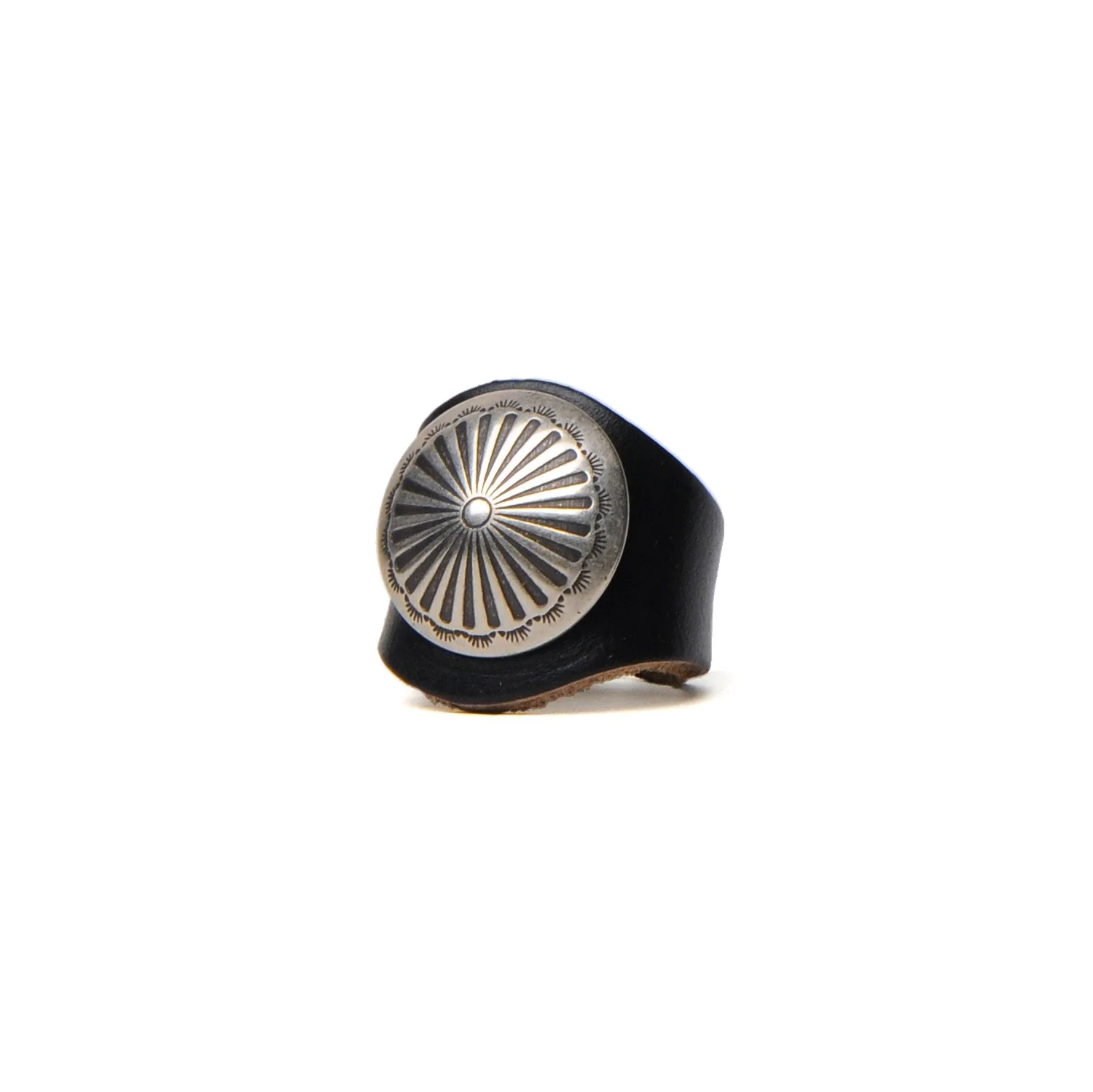 MG-LR02-02-LEATHE-RING-W-CONCHO-BLACK-NEEDLEPOINT.jpg