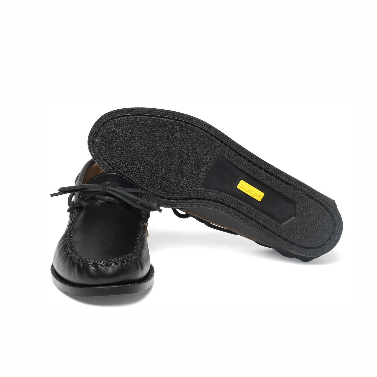 00731XM-Canoe-Moc-w-Camp-Sole,-G-Black,-Outsole.jpg