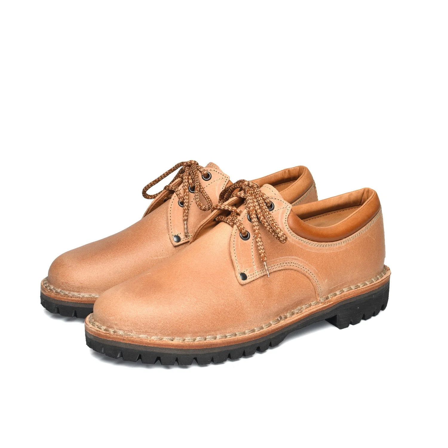 151-Working-w-Cortina-Sole,-Vacchetta-Natural-Reverse.jpg