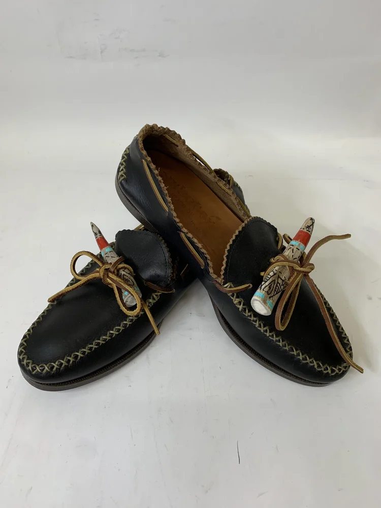 Sample #70 - Size 9 US E-Width - Native Antler Moc - G Black — YUKETEN