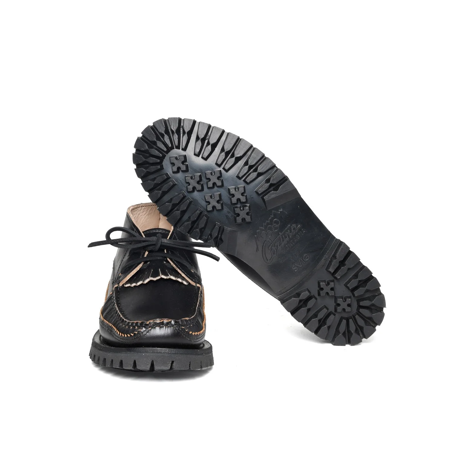 21124KPM-Semi-Handsewn-Maine-Guide-DB-Chukka-w-Kiltie,-G-Black,-Outsole.jpg