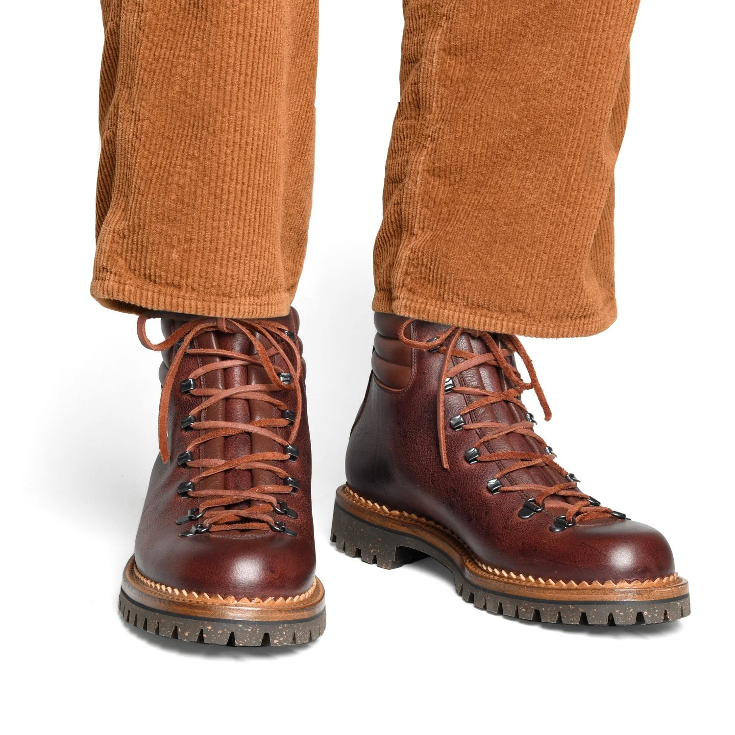 Vettore-Boots,-Kudu-Chesnut,-Wear-Edit.jpg