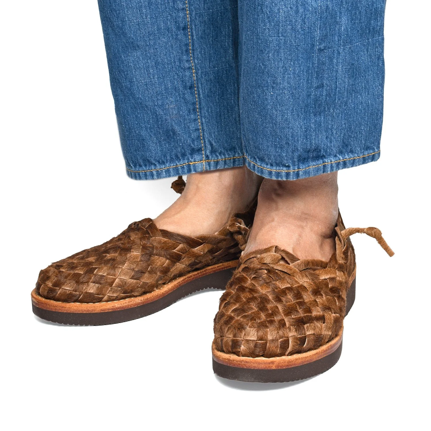 YUKETEN モカシンシューズ　レオパード。 Leo - Brown Hair-On — YUKETEN