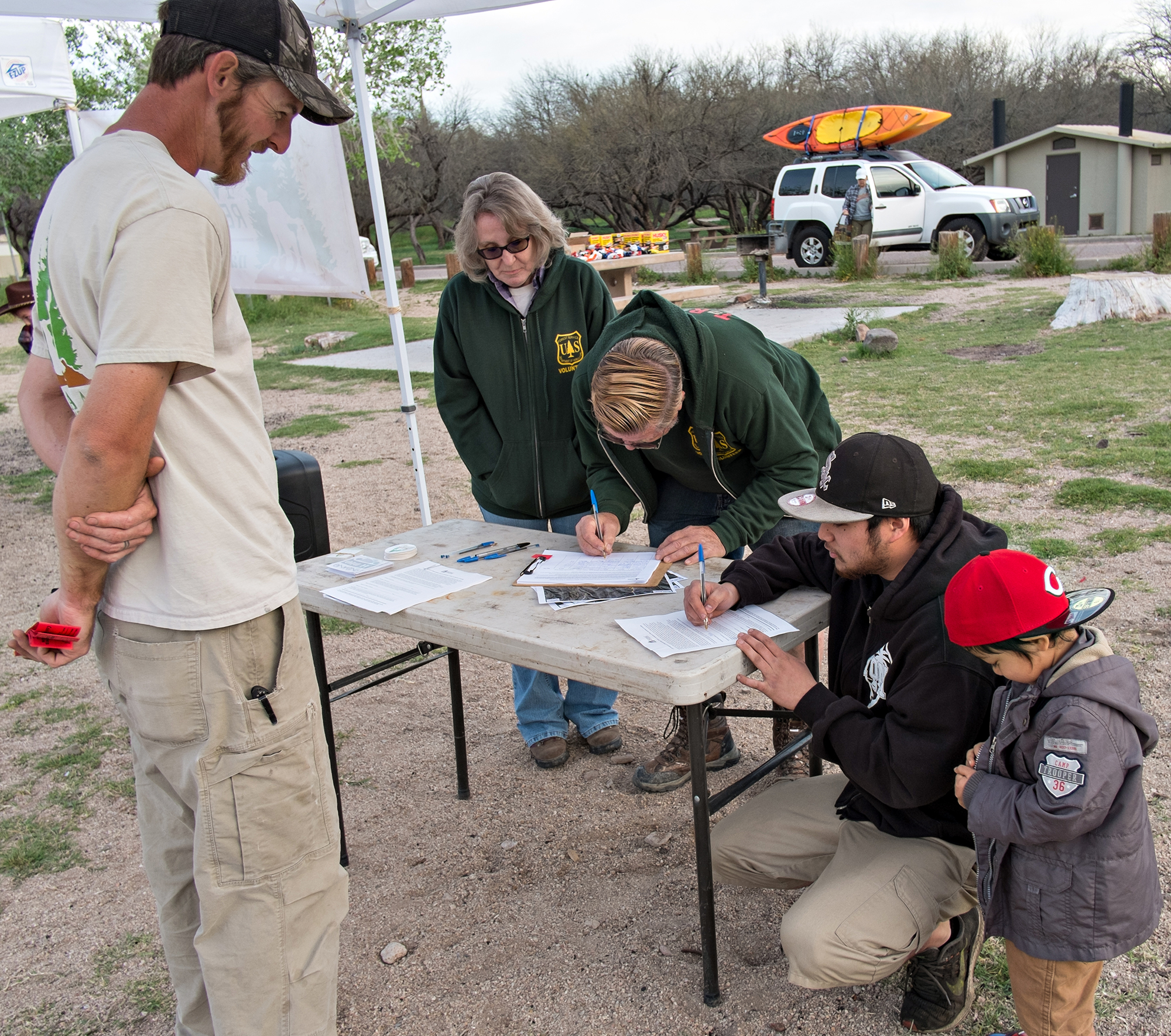 Members of the OHV Community, including TRAL members, sign-in for the cleanup. 