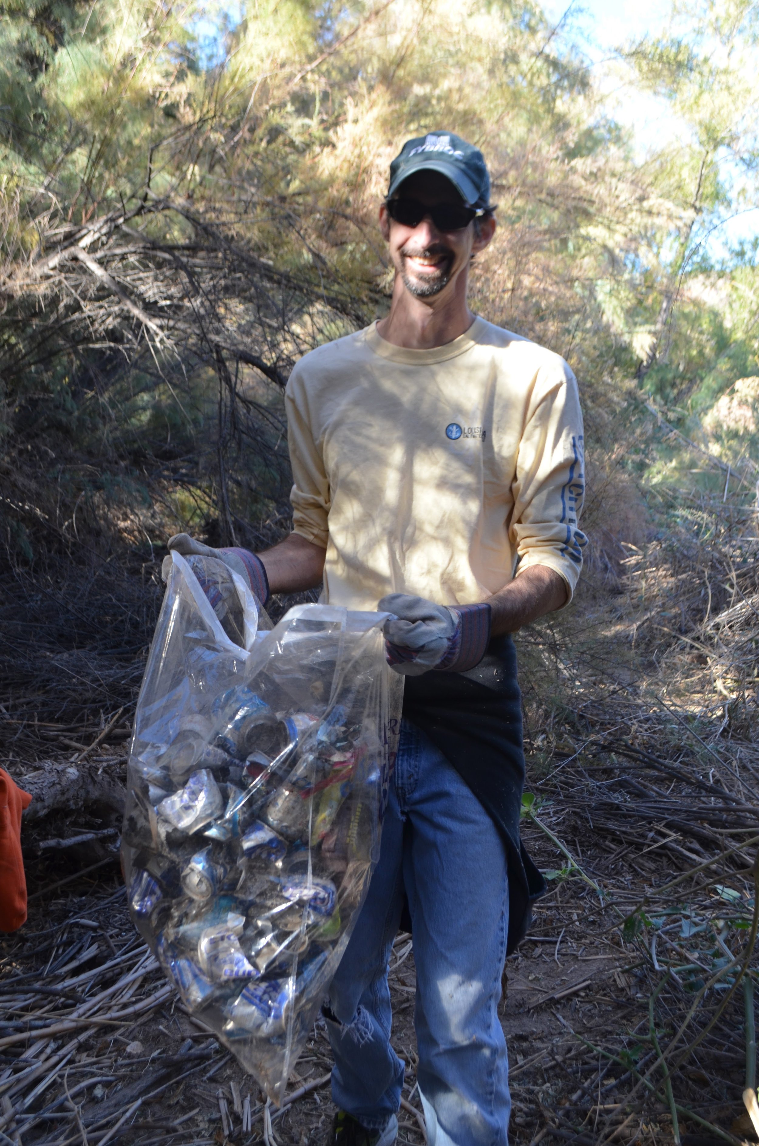 Salt River Cleanup 11-24-17 127.jpg