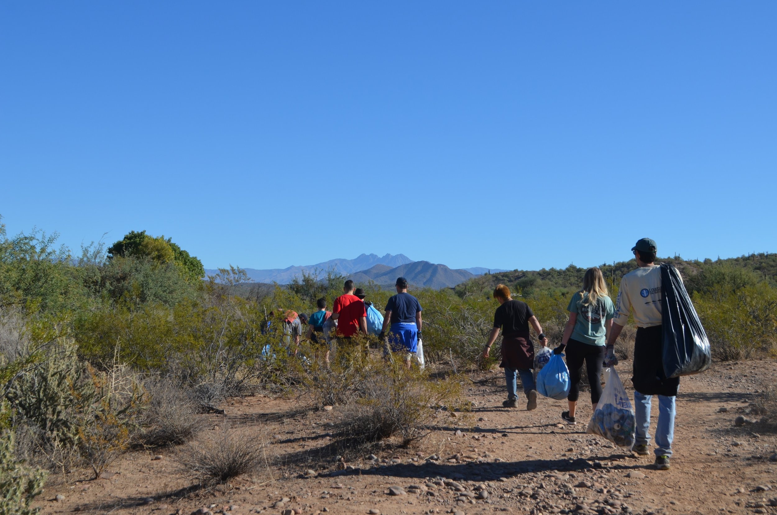 Salt River Cleanup 11-24-17 157.jpg