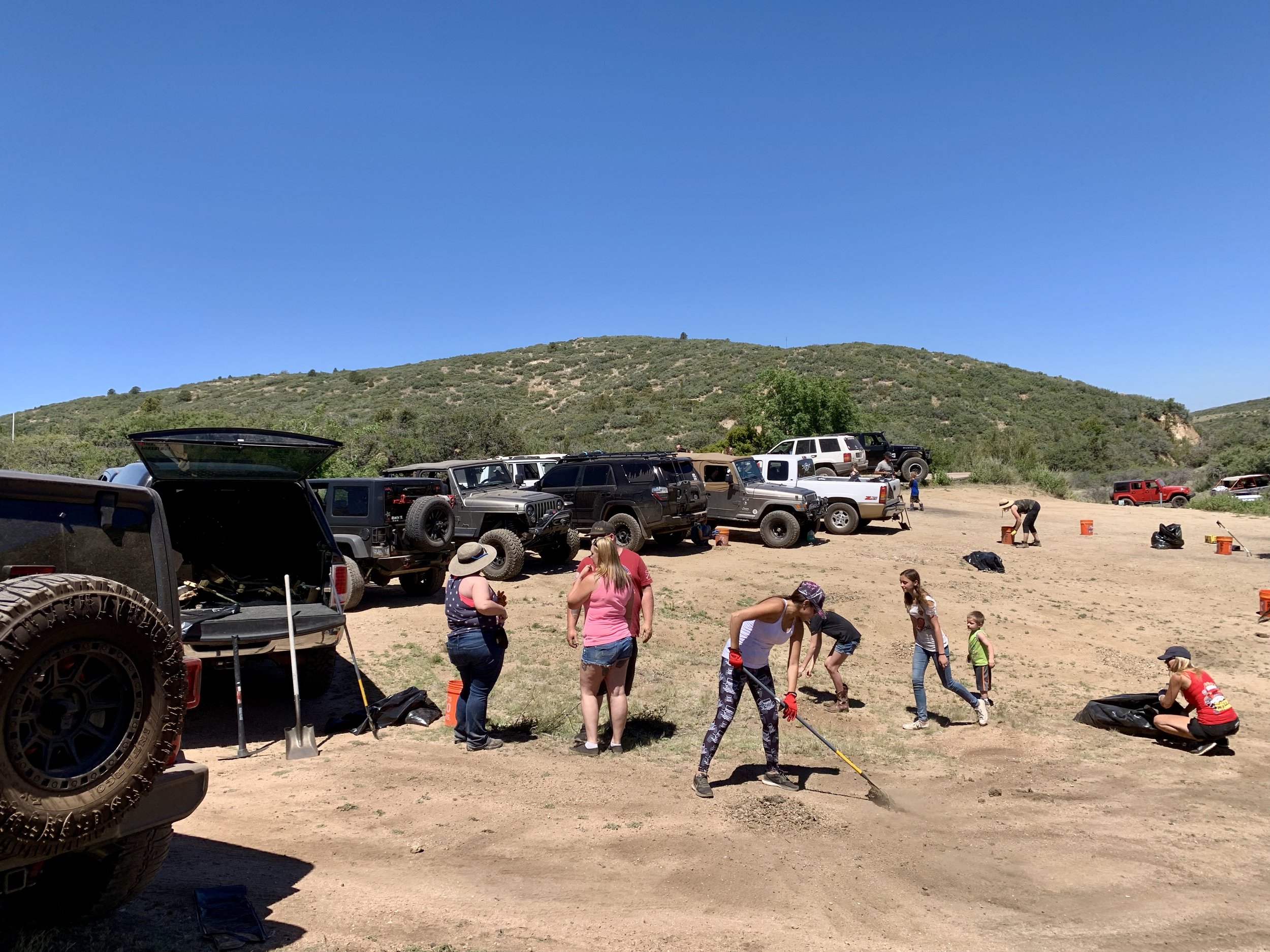 06/08/19 Doce Pit OHV Area Volunteer Cleanup