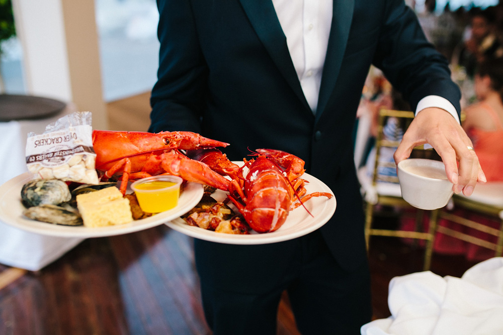 055-wedding-lobster-dinner.jpg