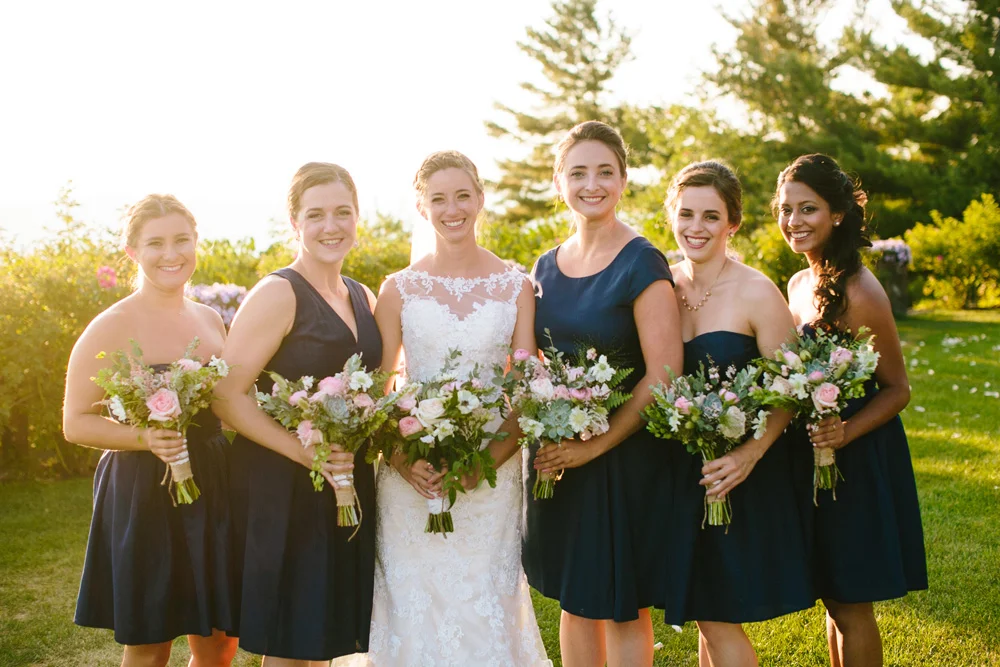 015-rustic-bridesmaids.jpg