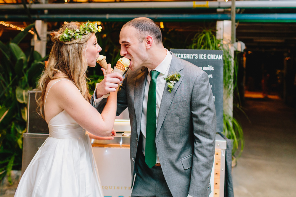 228-wedding-ice-cream.jpg