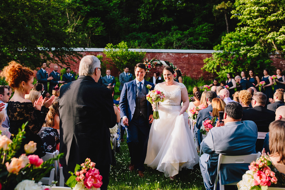 All You Need to Know about Wedding Guest Welcome Gifts — Connecticut Wedding  Photographer