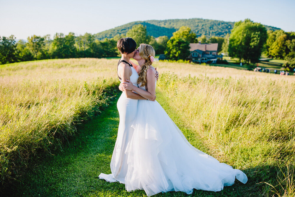 047-toad-hill-farm-wedding-ceremony.jpg