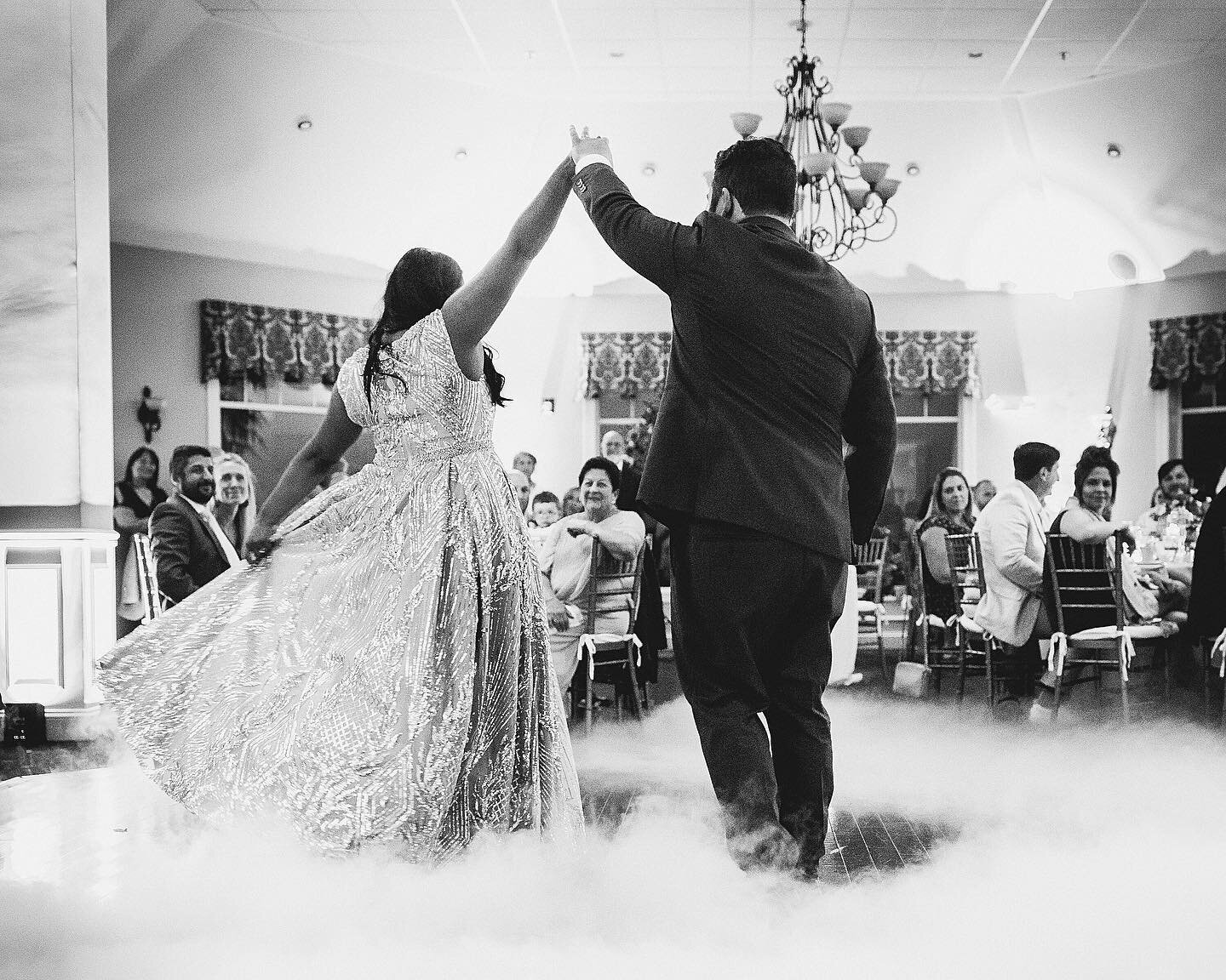 A first dance amongst the clouds. 
Congrats Aleena + Kevin!