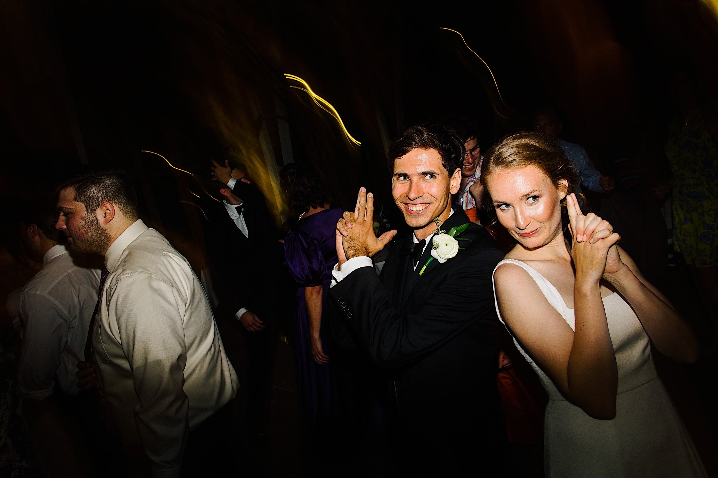 063-ZacWolfPhotography-20220821-Blog_Bride-dancing-at-Orlando-wedding-reception.jpg