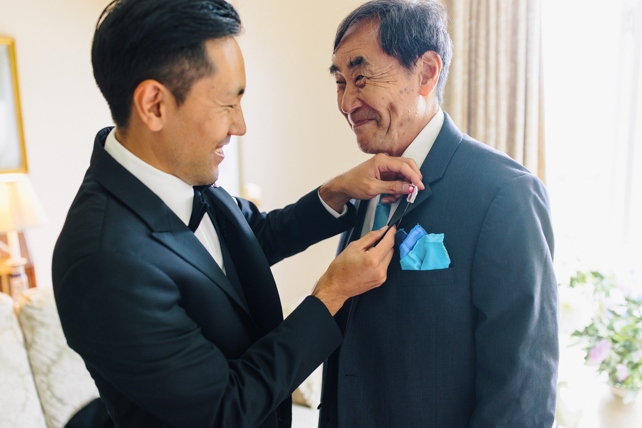 02_Groom and dad moment.jpg