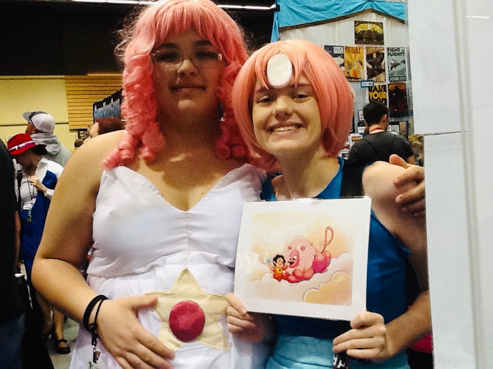 Adorable Rose and Pearl cosplayers!
