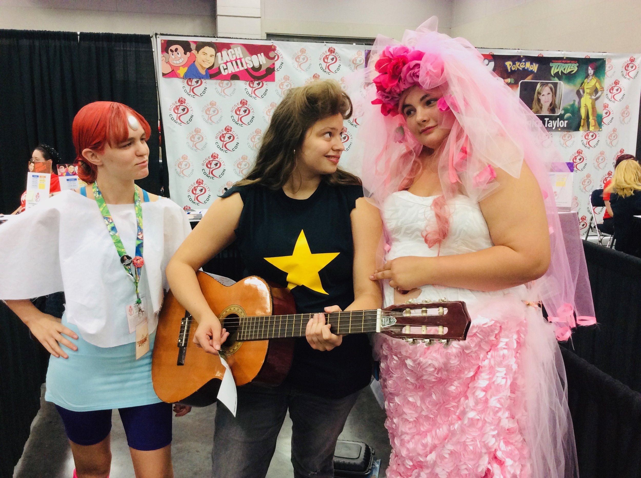 Perfectly in-character Steven Universe cosplayers
