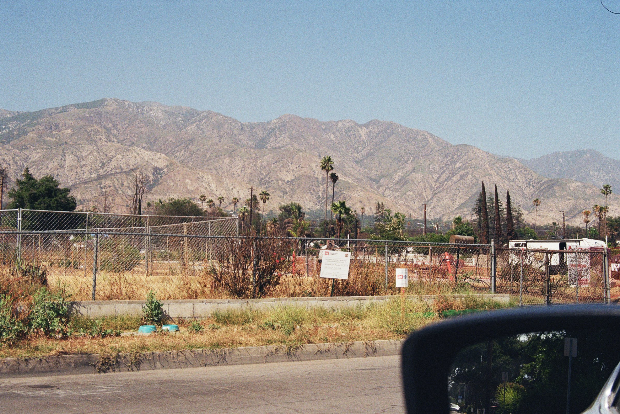 2A_00667.jpg