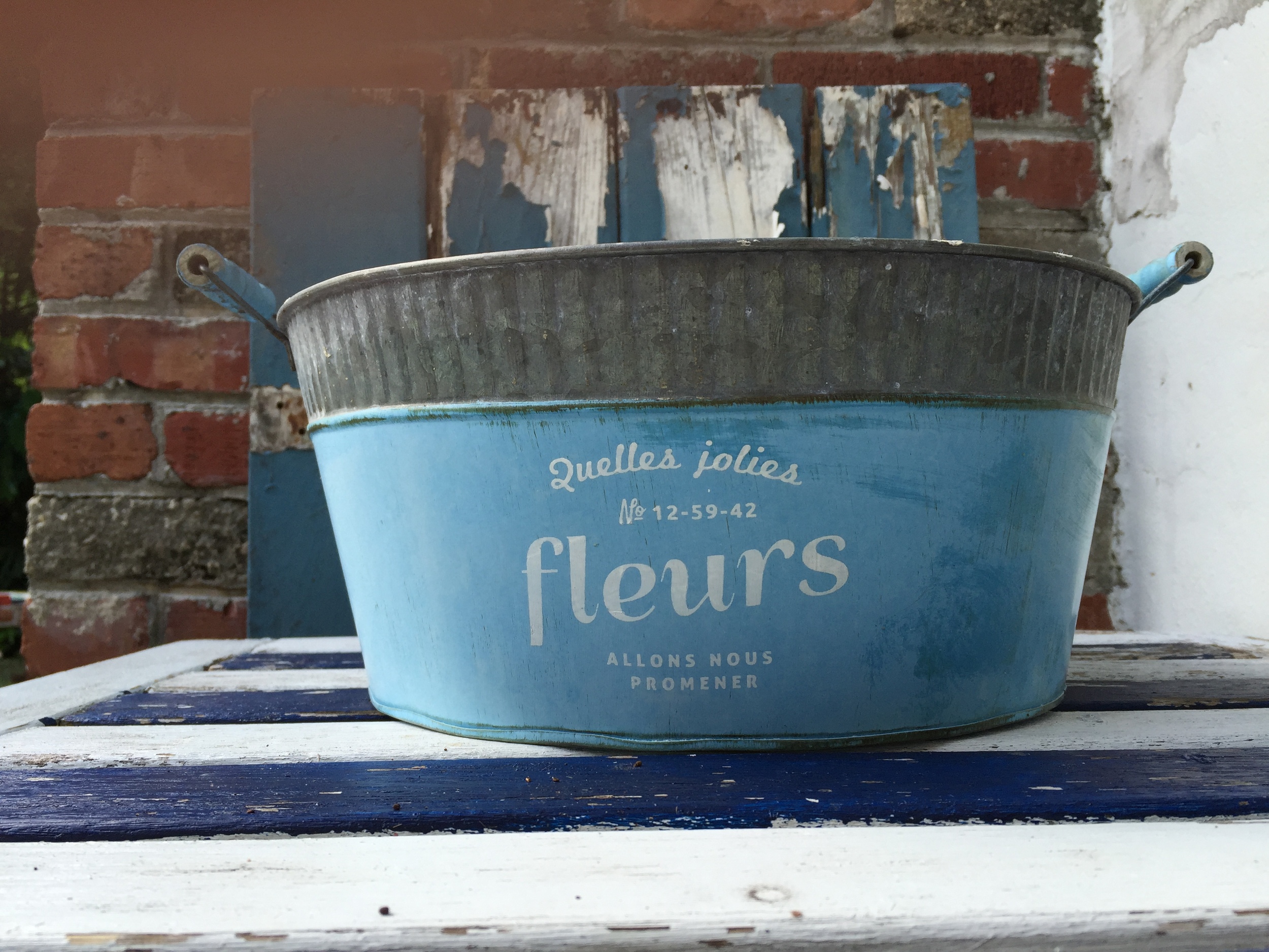 metal water container vintage grey blue