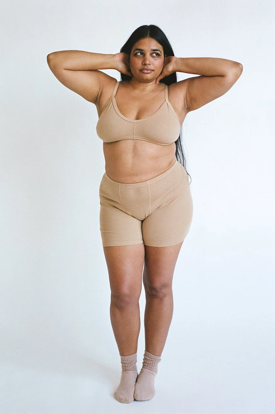 sand smile bra stretch shorts 5.jpeg