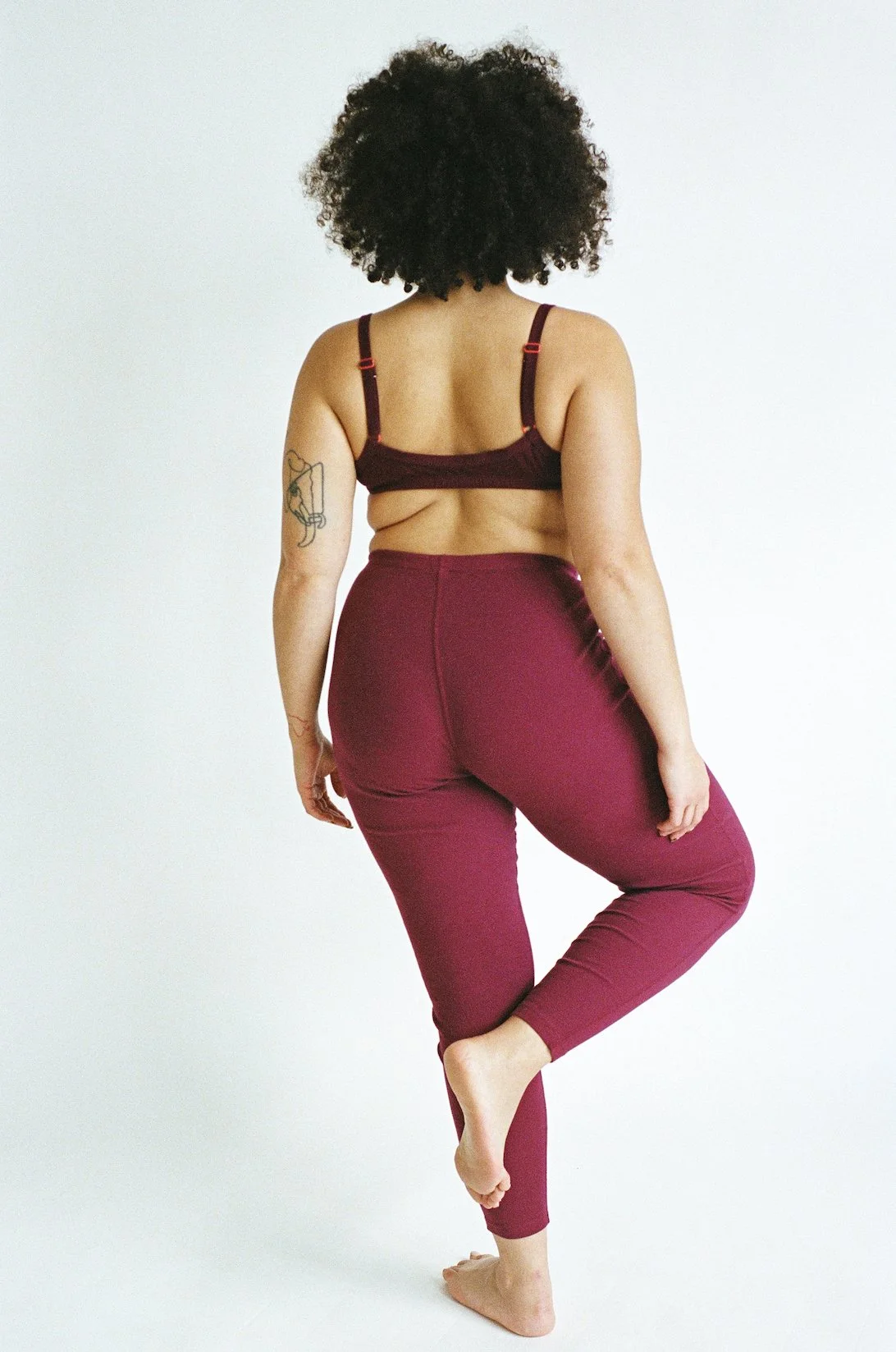 wine smile bra leggings 7.jpeg