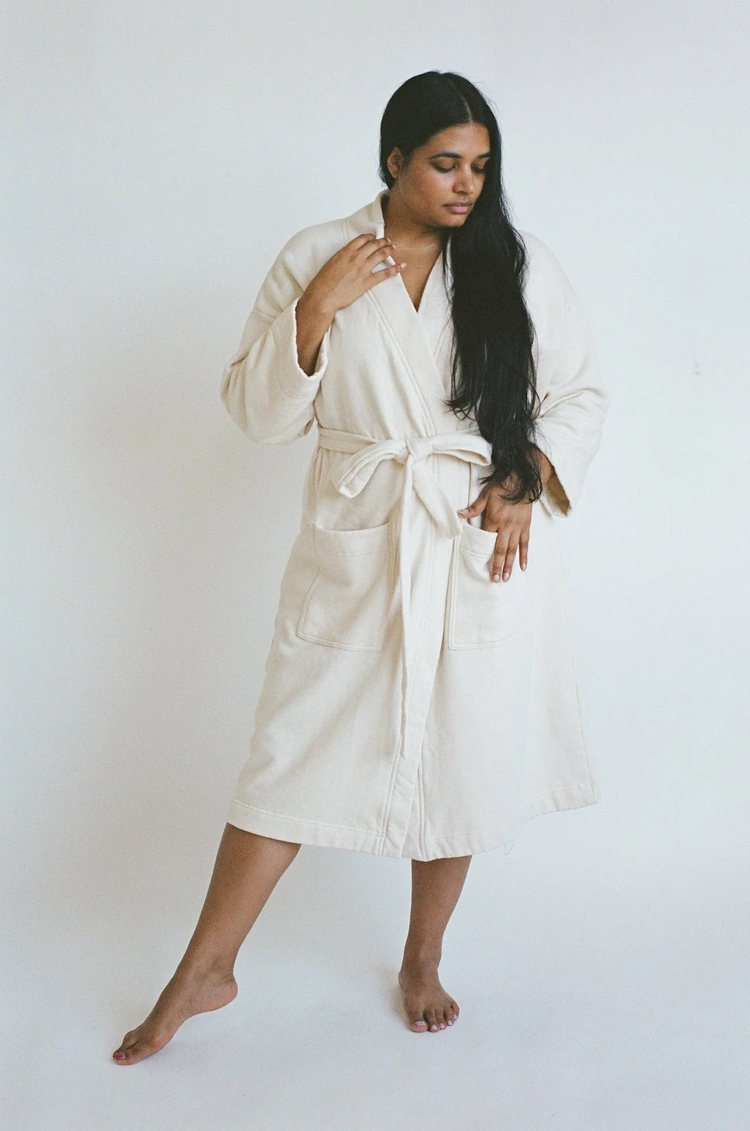 Pansy Fleece Robe in Natural.