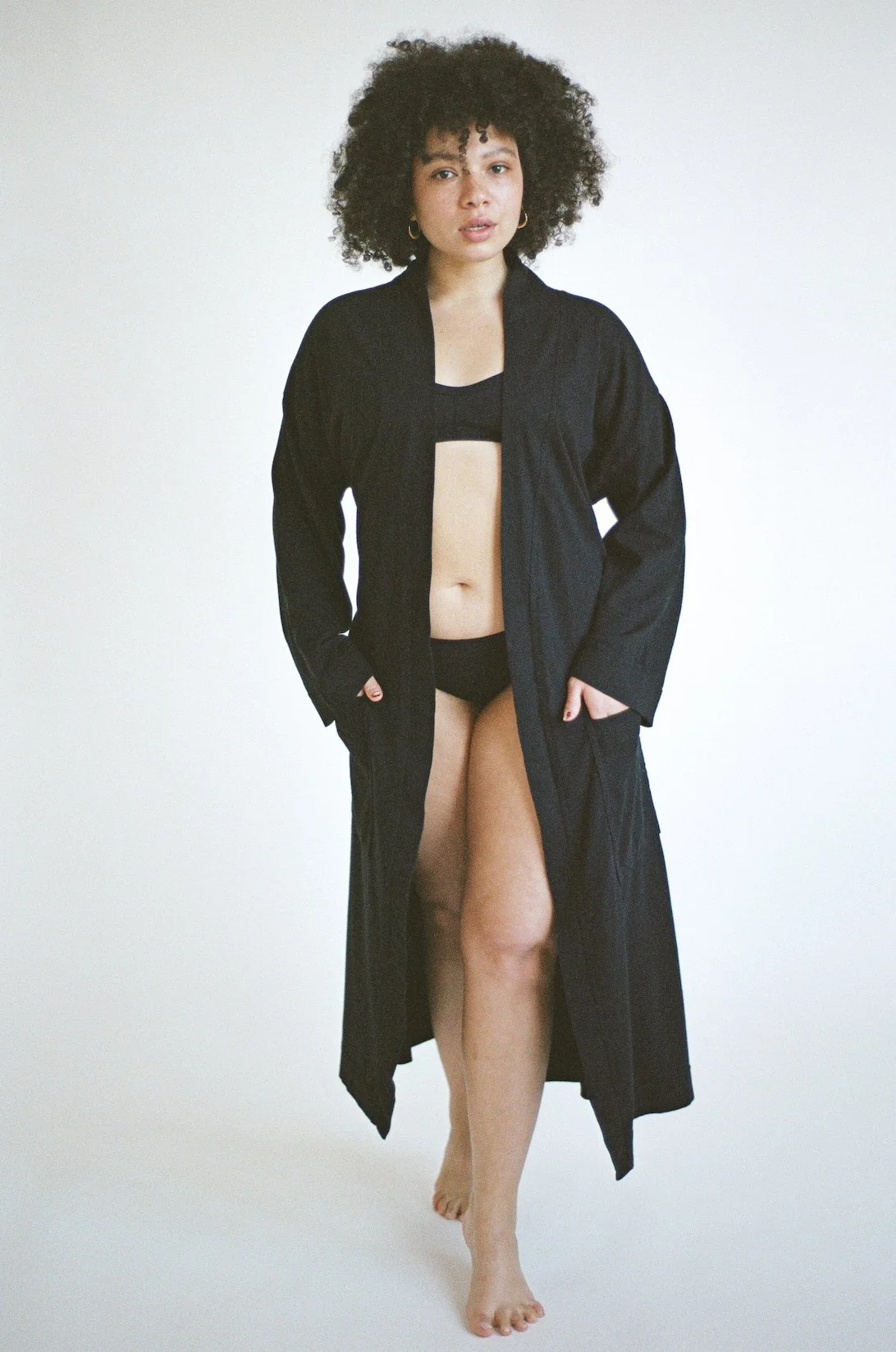 black robe smile bra low rise 3.jpeg