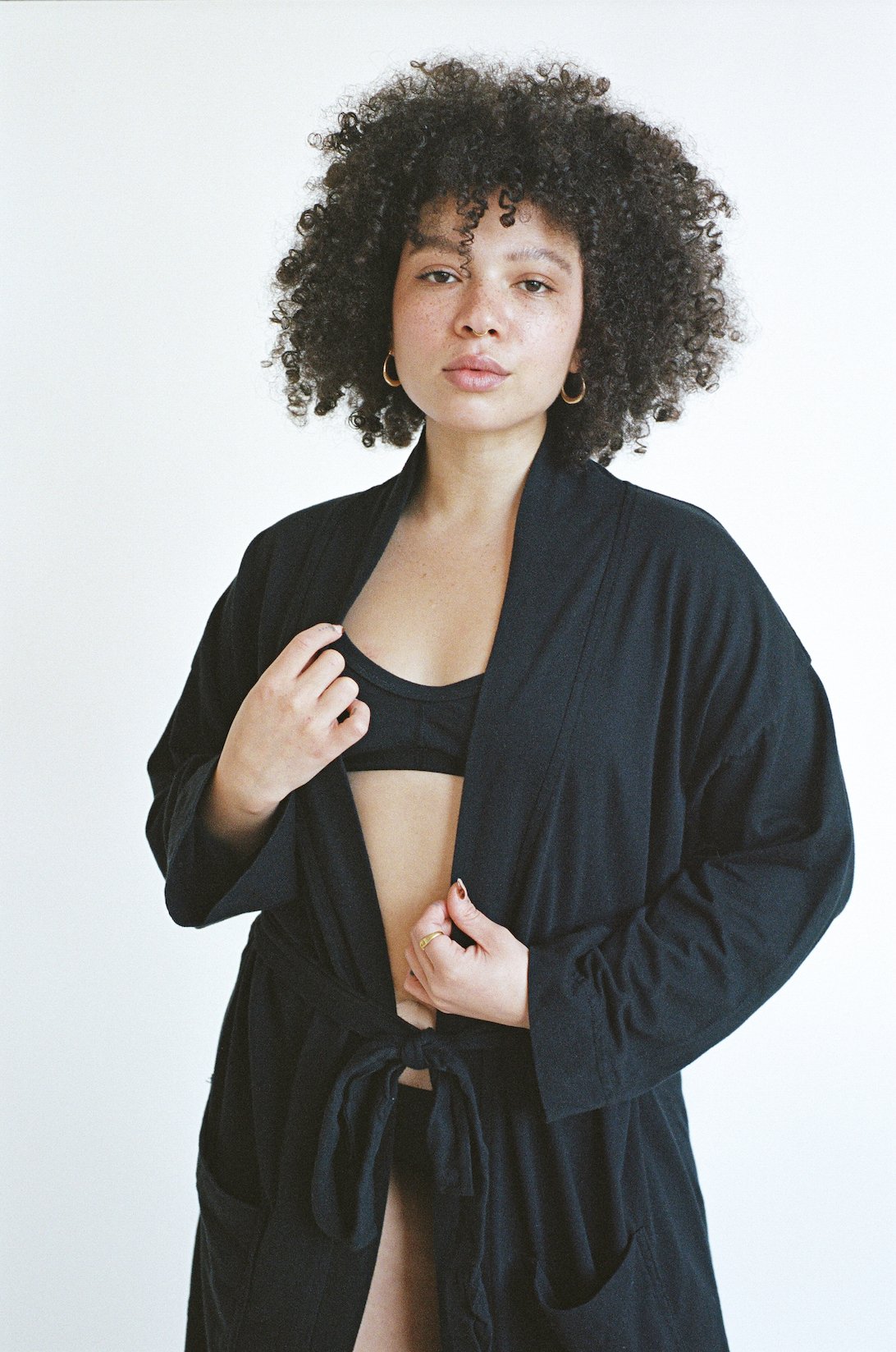 black robe smile bra low rise 2.jpeg