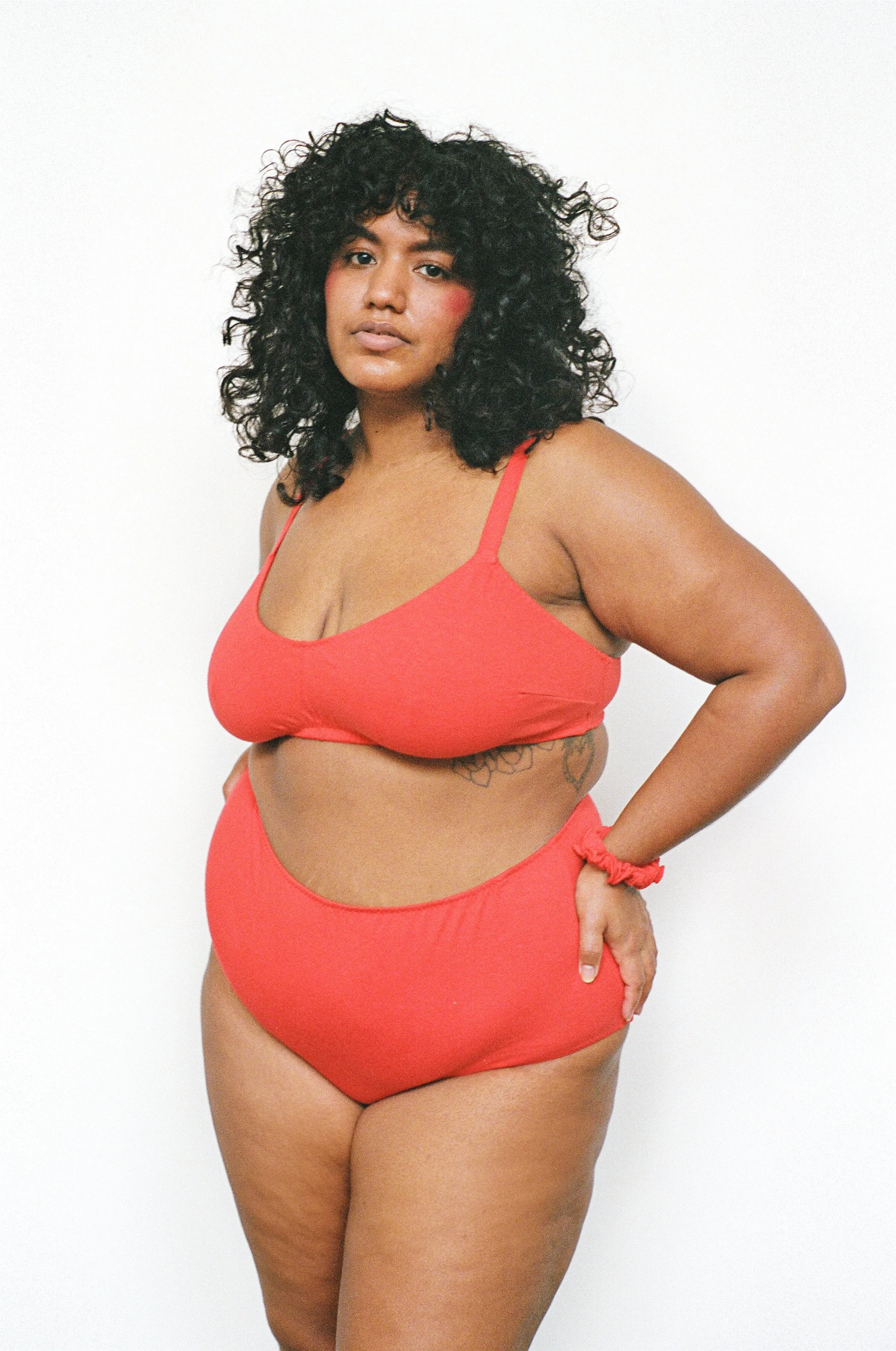 fullbra xhighrise red 4.jpeg