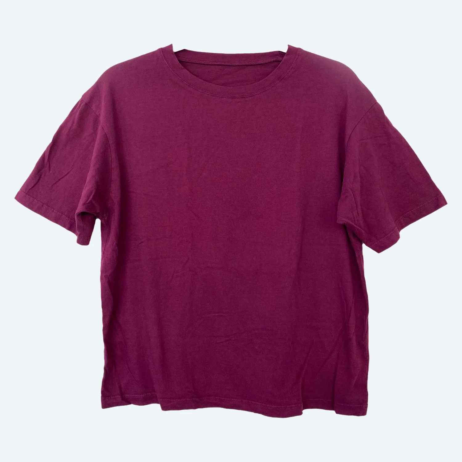 Front view of the Pansy organic cotton T-shirt in Wine, with a crew neck and short sleeves.