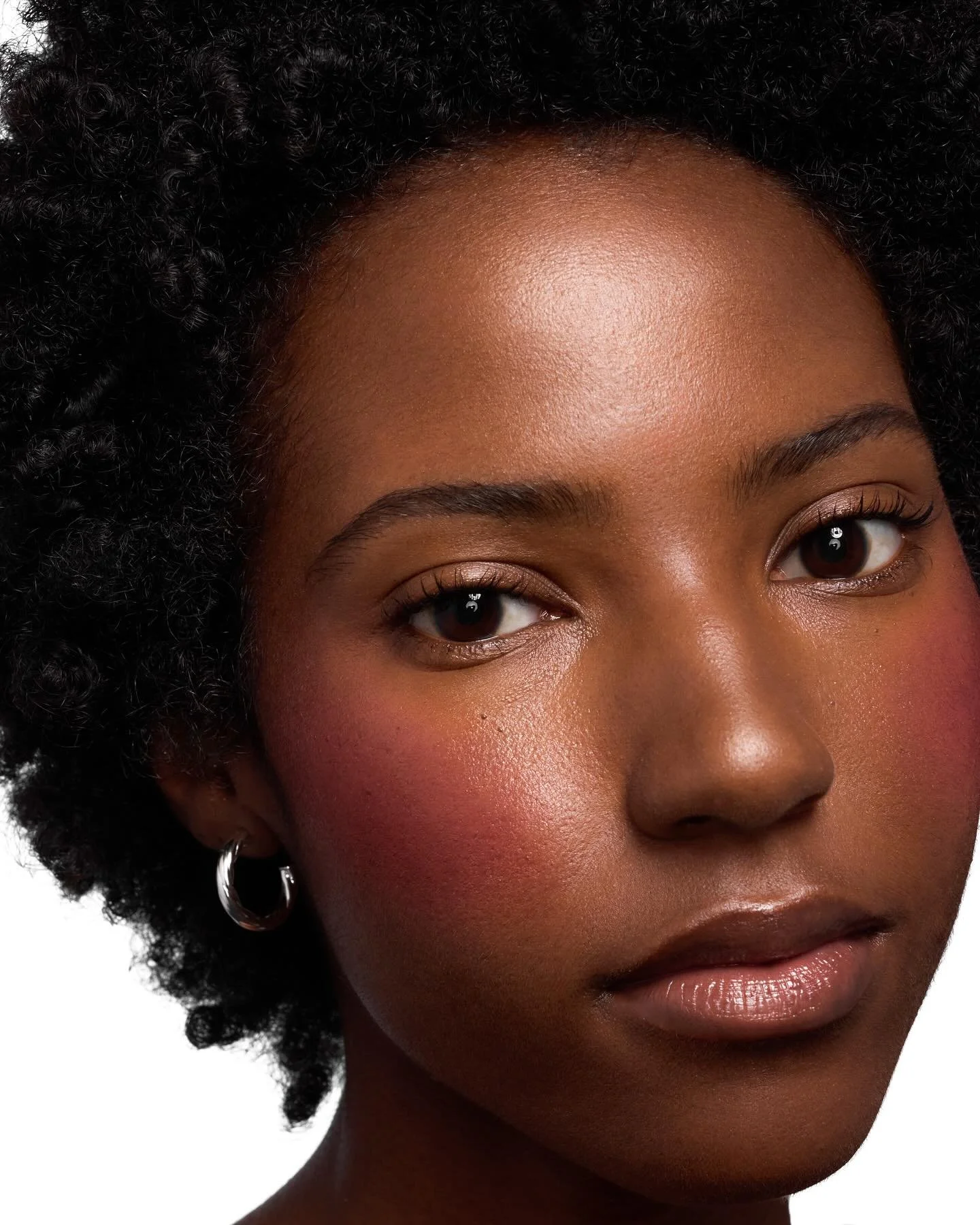 Dew blush @saiebeauty 🤍